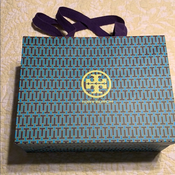 Tory Burch Handbags - Tory Burch Medium shopping bag